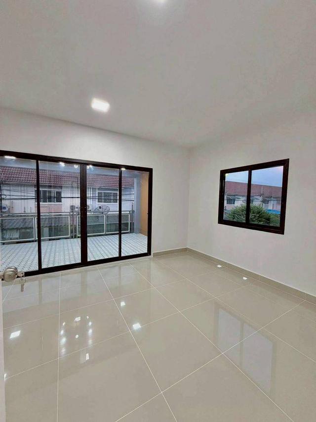 ทาวน์เฮ้าส์หลังมุม พฤกษา 45 15