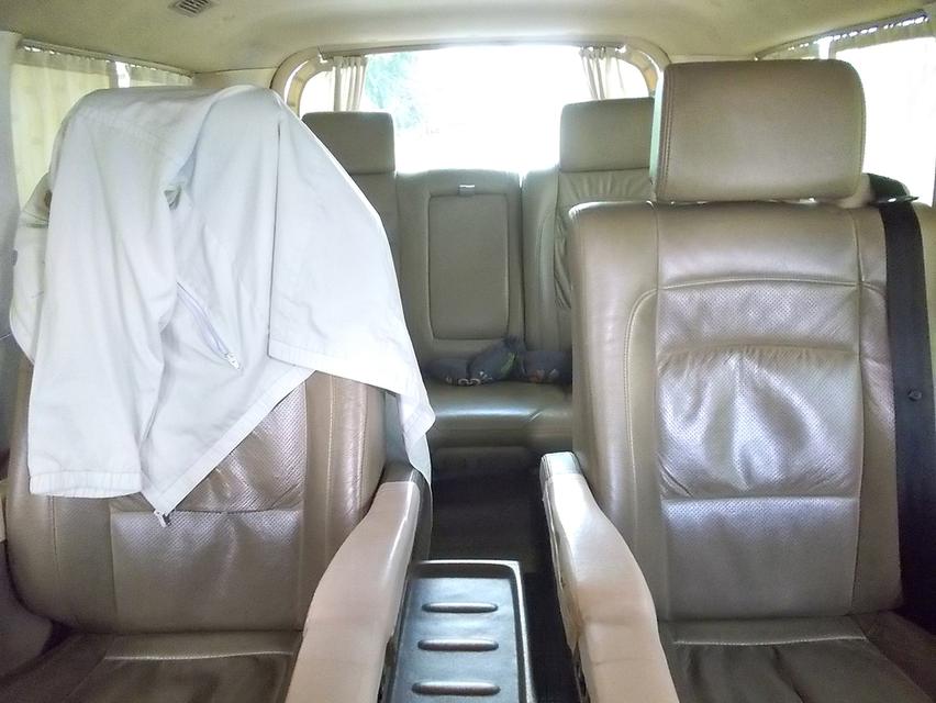 HYUNDAI GRAND STAREX 2.5 VIP ปี 2011 12