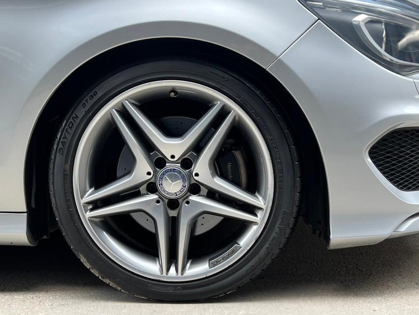 Mercedes-Benz CLA250 2.0 AMG Sport Coupe 13