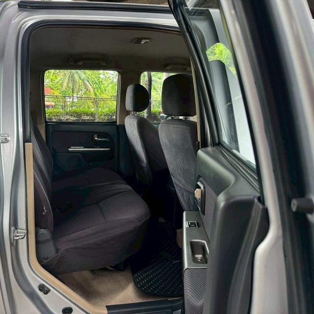 ขายด่วน! Isuzu D-MAX Double Cab 3.0 AT ปี 2011 13