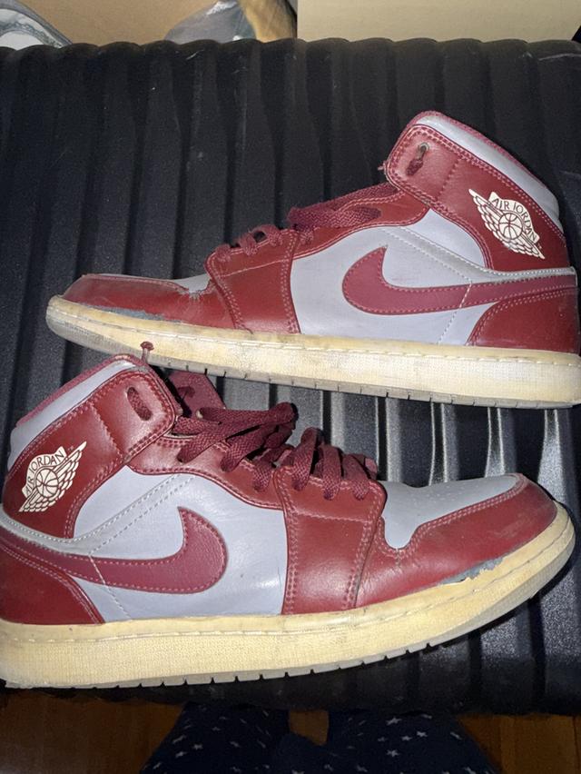 Nike Air Jordan Mid Red grey รูปที่ 4