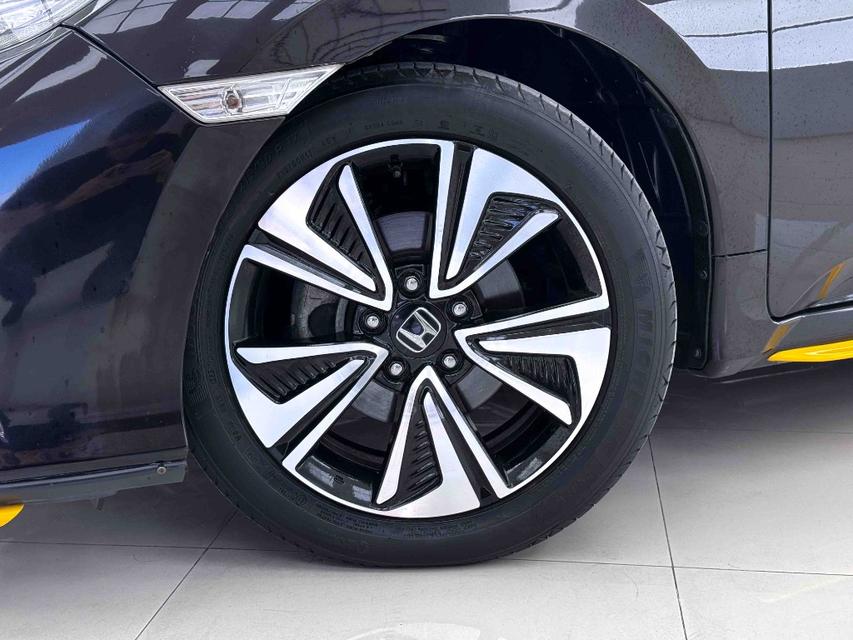 6B861HONDA CIVIC 1.5 TURBO HATCHBACK FC-FKปี2019 รูปที่ 13
