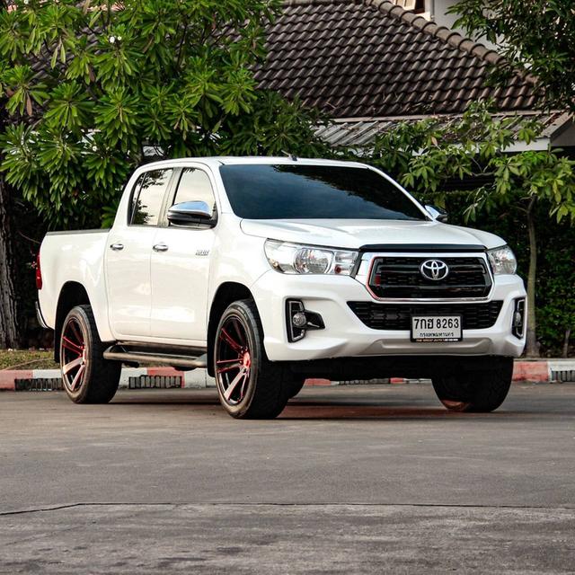 TOYOTA HILUX REVO 2.4 E DOUBLE CAB ปี 2018  3