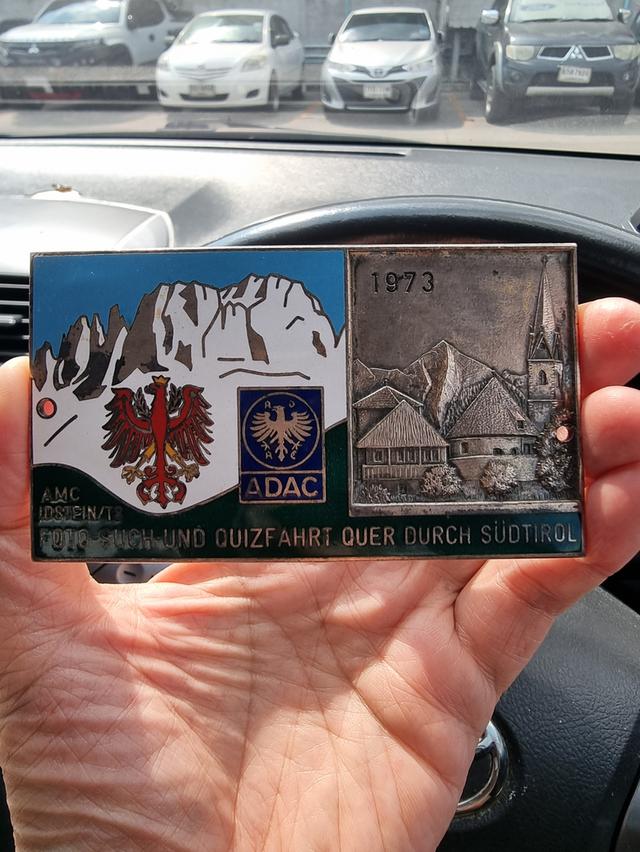 วันนี้มีของหายากเข้ามาครับ แรร์ไอเทม ป้ายรถ ADAC AMC ปี คศ. 1973 ครับ