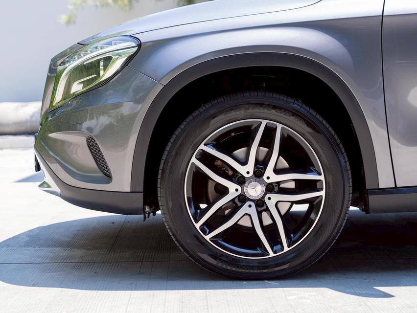 Mercedes Benz GLA200 รูปที่ 11