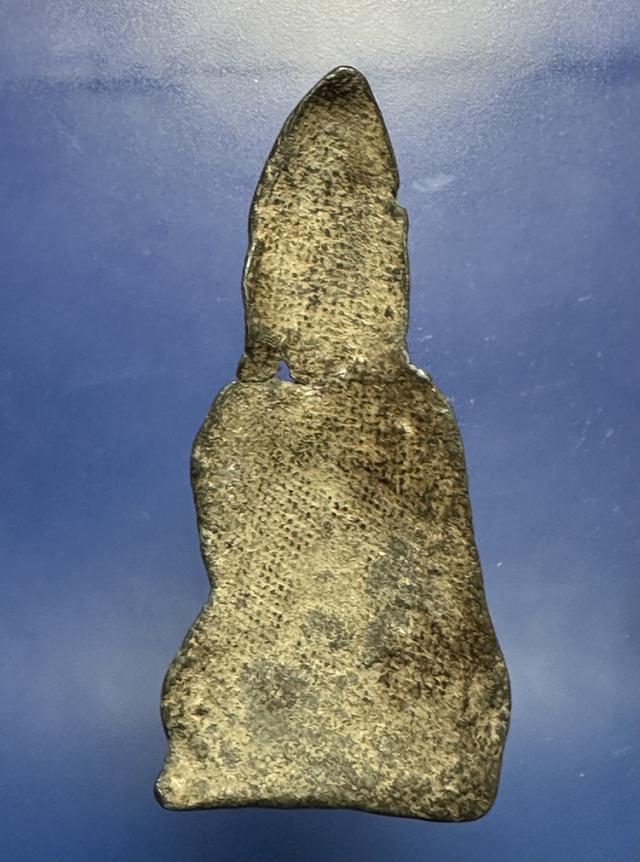 พระหูยาน กรุวัดปืน เนื้อชินแก่ตะกั่ว 8