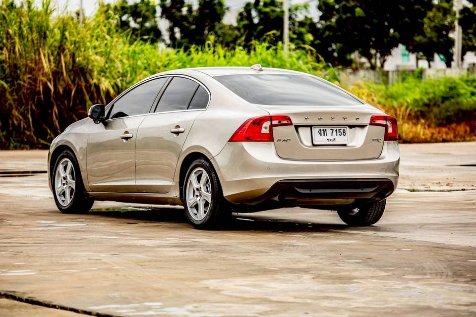 Volvo S60 S ปี 2014 รถสวย สมรรถนะเยี่ยม คุ้มเกินราคา 6