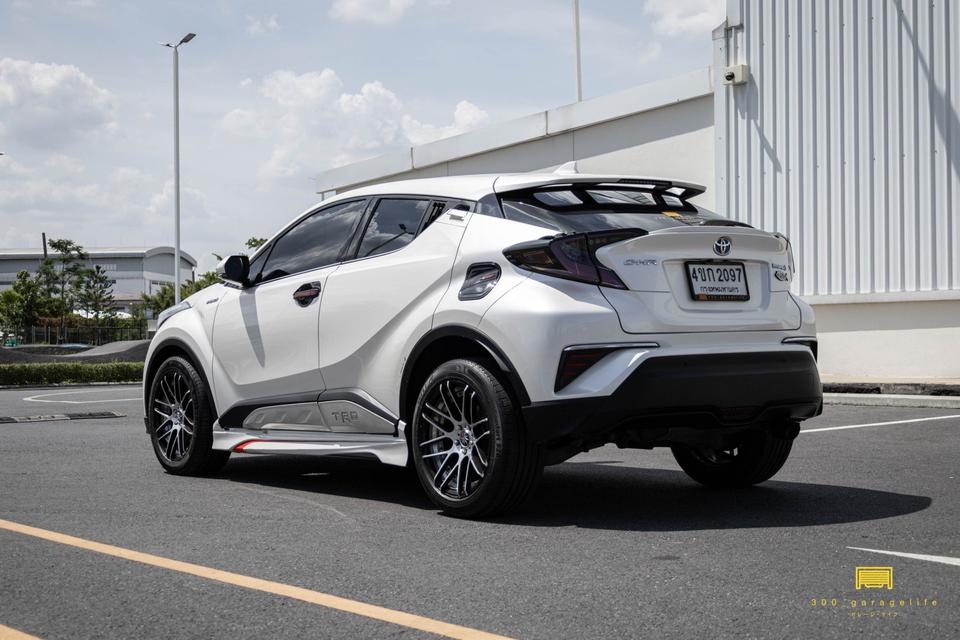 TOYOTA CHR TRD 1.8 HYBRID 2018  4