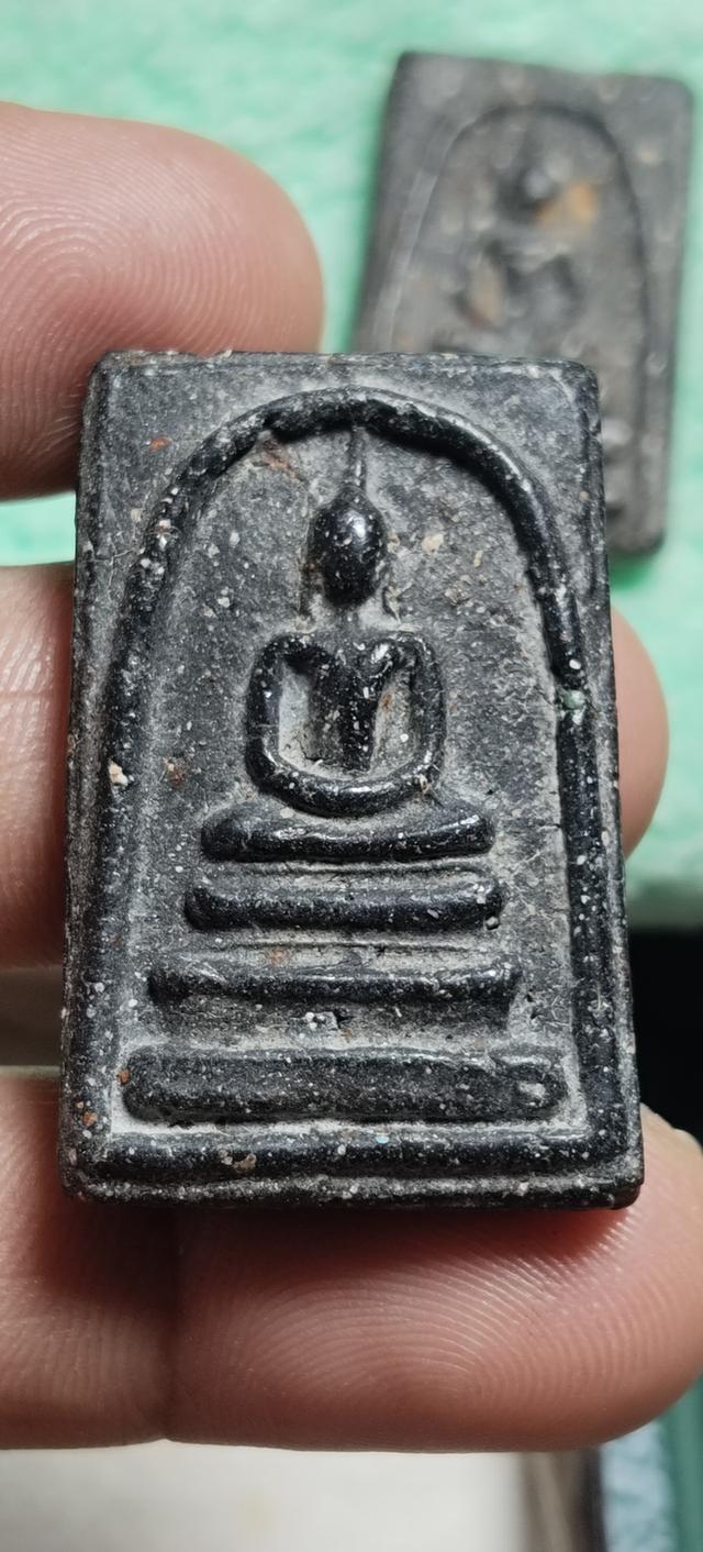 สมเด็จวัดระฆังเนื้อผงใบลาน