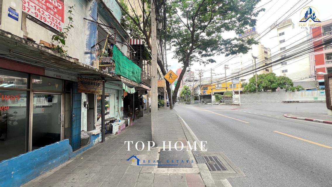 🔥 **ขายด่วน! ตึกแถว 2 ชั้น 2 คูหา ติดถนนประชาสงเคราะห์ ดินแดง** 🔥 3