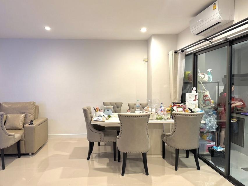  ขายด่วน บ้าน2ชั้นครึ่ง มีชั้นลอย  หมู่บ้าน วี คอมพาวด์ บางนา-ศรีนครินทร์ (Sc asset)  17