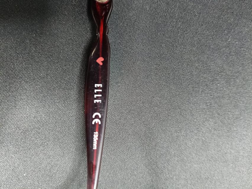 แว่นตากันแดดผู้หญิง E L L E กรอบลายกระสีแดงบาร์กันดี รุ่น ELT8969 รูปที่ 7
