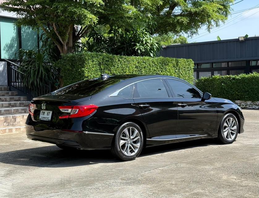 2021 HONDA ACCORD 1.5 TURBO EL รถมือเดียวออกป้ายแดง รถเข้าศูนย์ตรงระยะ รถไม่มีอุบัติเหตุครับ 3