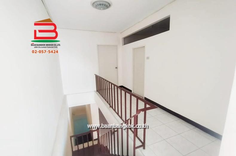 ทาวน์โฮม หมู่บ้าน บัวทองธานี เนื้อที่ 17 ตรว ถ.กาญจนาภิเษก อ.บางบัวทอง จ.นนทบุรี 7