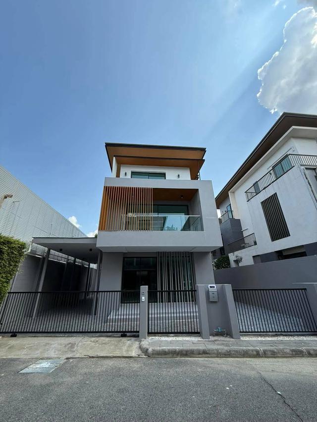 ขายบ้านเดี่ยว 3 ชั้น โครงการ AQ Arbor สวนหลวง ร.9 - พัฒนาการ ราคาดีที่สุด (N.2352) 1
