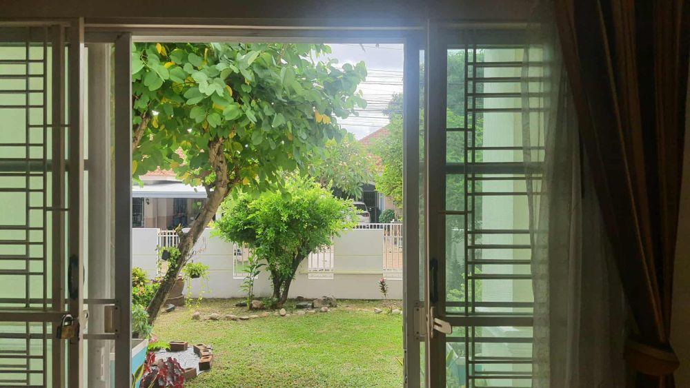 ขายบ้านเดี่ยว 2 ชั้น หมู่บ้านมนตรีปาร์ค ศรีราชา พื้นที่ 80.1 ตรว. ทำเลดี ใกล้ถนนสุขุมวิท เดินทางสะดวก เพียง 4.5 ล้าน 8