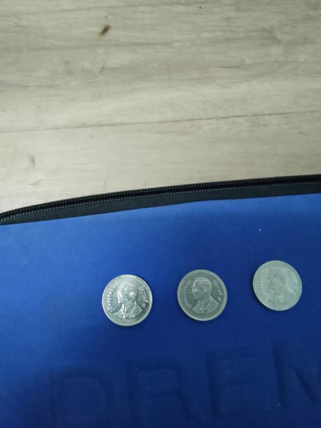 เหรียญ 2 บาท ปี 2549 สีเงิน สภาพผ่านการใช้ ให้ 90% ขายเหรียญละ 10,000 บาท ท่านใดสนใจติดต่อได้ที่เบอร์ ,0994815351 หรือ 0989549698 # ไม่รีบ ชิวๆๆ รูปที่ 5