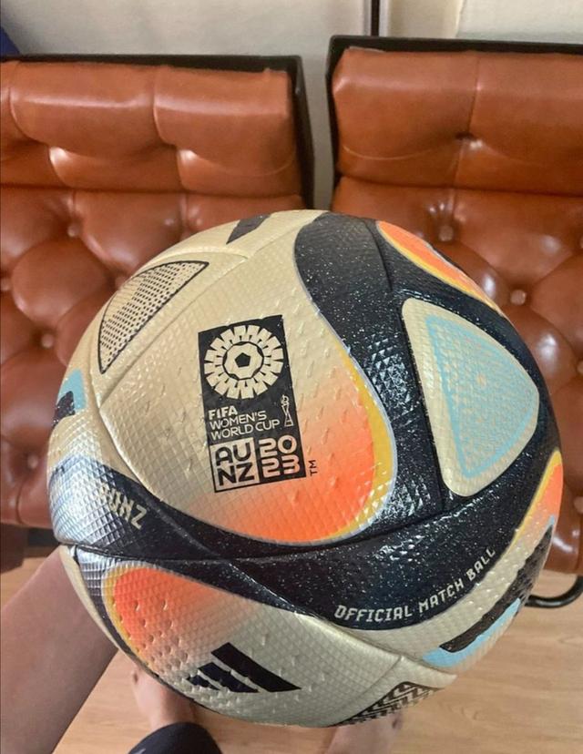 ลูกฟุตบอล adidas oceaunz mini final ball (Official Match Ball)
