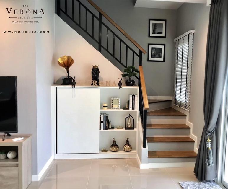 ทาวน์โฮม 2 ชั้น หน้ากว้าง 5.7 ม. 3 ห้องน้อน 3 ห้องน้ำ 3