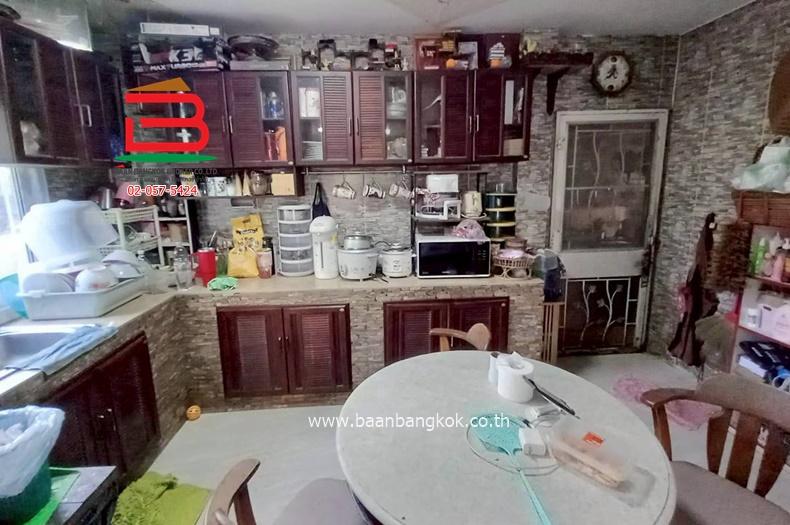 บ้านเดี่ยว เค.ซี.กรีนวิลล์ (ใกล้ห้างบิ๊กซี) เนื้อที่ 45 ตรว. แขวงหนองจอก เขตหนองจอก 6