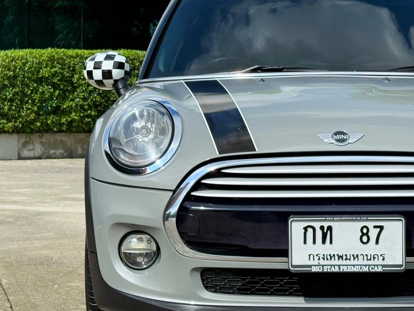 2017 MINI COOPER 5 DOOR HATCH รถมือเดียวออกป้ายแดง รถวิ่งน้อย เข้าศูนย์ตรงระยะ รถไม่เคยมีอุบัติเหตุครับ 7