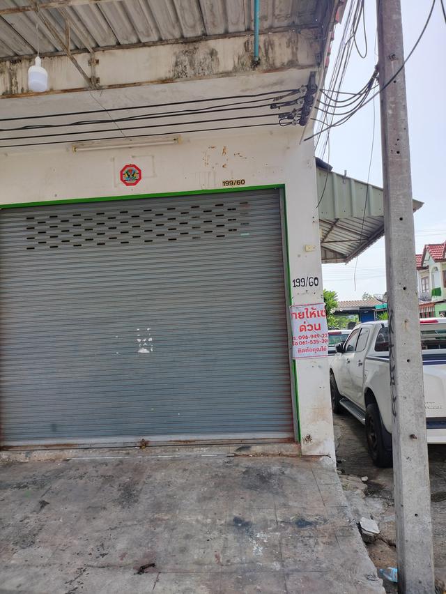 อาคารพาณิชย์ ห้องริม คลอง 6 ธัญบุรี หมู่บ้านเบญจทรัพย์ 2