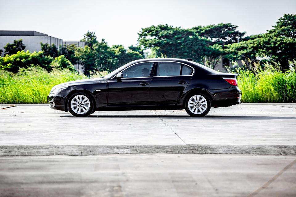 Bmw 525i ปี 2008 สีดำ มือเดียวป้ายแดง สวยสภาพดี 10