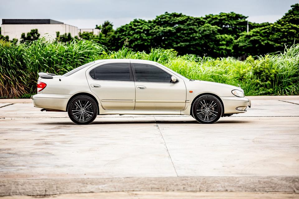 Nissan cefiro 2.0 Exclusive ปี 2002 เกียร์ออโต้ มือเดียวป้ายแดง  3