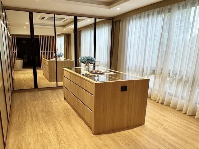 ขายทาวน์โฮม 2 ชั้น 4 ห้องนอน สุขุมวิท 71 ปรีดีพนมยงค์ 14 (เข้าได้หลายทาง) ใกล้เอกมัยและทองหล่อ ตกแต่งพร้อมอยู่ โครงสร้าง 2