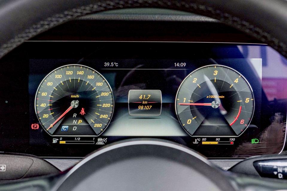 รหัสรถ NP1980 BENZ CLS300d AMG PREMIUM 2021 16