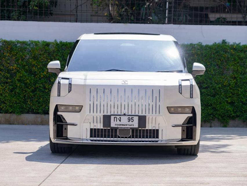 ZEEKR 009 Flagship AWD 6-Seaters ปี 2025 รถตู้ไฟฟ้าสุดหรู สภาพใหม่ ประหยัดกว่าป้ายแดงเป็นล้าน รูปย่อยที่ 2