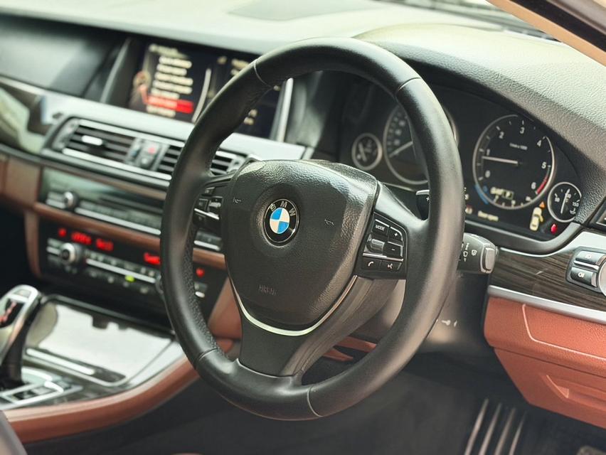 รหัสรถ AVA9965 🎉 BMW 525d Luxury LCI โฉมใหม่ F10 ปี 2016 9