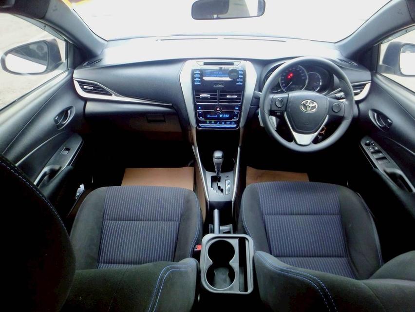 รหัสรถ QT9262 TOYOTA YARIS Ativ 1.2 E Hatchback สีขาว ปี2018 10