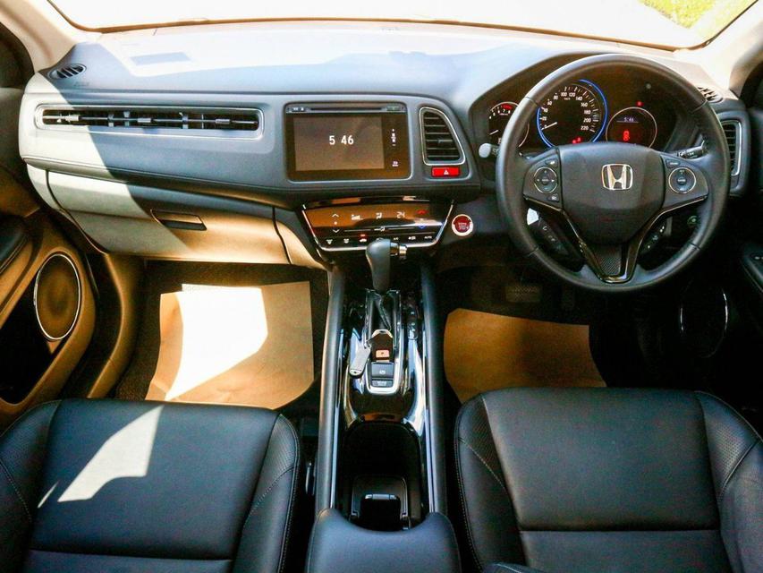 Honda HR-V 1.8E-Limited ปี 2015 สีขาว 6