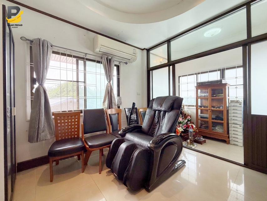 ขายด่วน!! บ้านเดี่ยว 2 ชั้น บางแวก - ถนนพุทธมณฑล สาย 3 เขตบางแค กรุงเทพมหานคร พื้นที่เยอะ 100 ตร.ว.  9