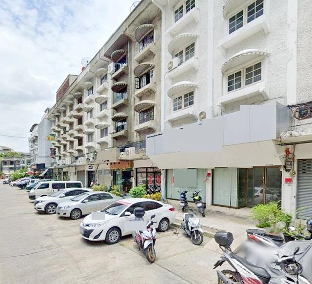 เดอะมอลล์ บางกะปิ 1กม. MRT ลาดพร้าว 101 เพียง 299ม ให้เช่าอาคาร 4 ชั้น 22ตร.วา 322ตร.ม. 4นอน ปากซอยมี 7-11. ลาดพร้าว 126