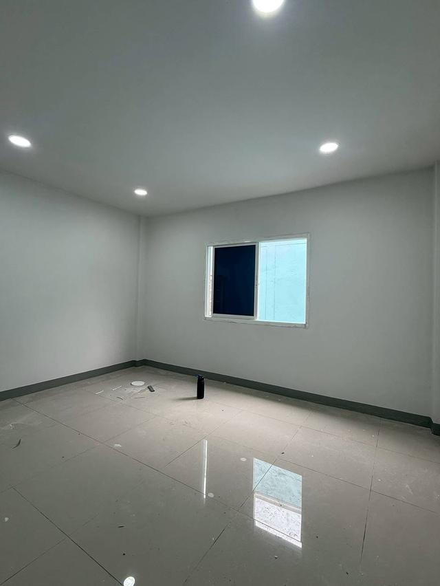 หมู่บ้านอมาตย์วิลล่า 7