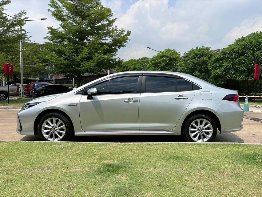 รหัสรถ PR2387 2021 TOYOTA COROLLA, ALTIS 1.8 HYBRID ENTRY