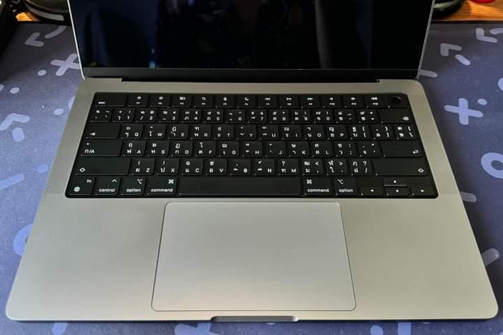 ส่งต่อ Macbook pro 14.2" สี Space Gray (2021) 3