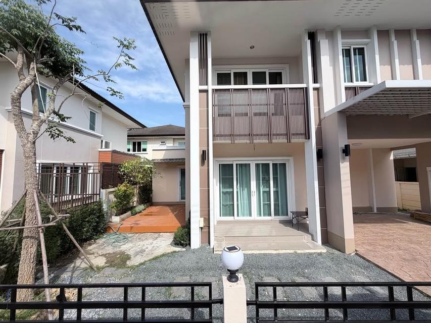 🏡 บ้านเดี่ยวสองชั้นในโครงการ ใกล้สิ่งอำนวยความสะดวกครบวงจร #สันทราย ราคาเพียง 35,000 บาท/เดือน✨ 清迈双层独栋别墅出租 家具齐全 4 卧室 3 卫生间 租金 35,000 泰铢/月(含物业费)✨ 9