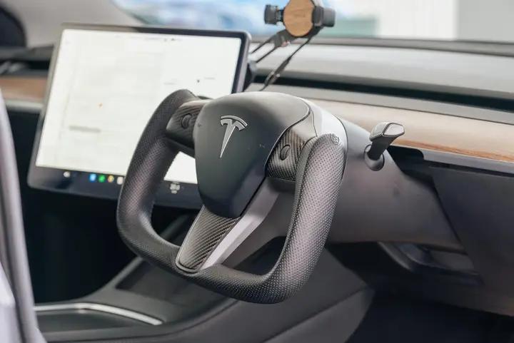 ขายด่วน Tesla Model Y จังหวัด ขอนแก่น 6