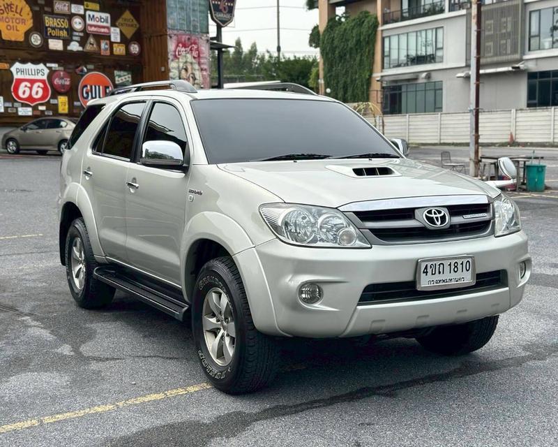 รหัสรถ QT1810 Toyota Fortuner 3.0 V เกียร์ Auto ขับ4 สีบรอนซ์ทอง ปี2006
