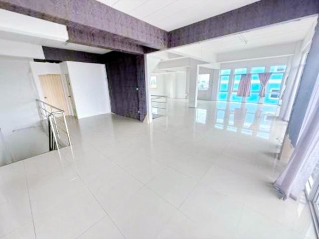 ใกล้ รถไฟฟ้า BTSคูคต 3.86กม. ลาดสวาย คลองสี่ วัดสายไหม อาคารพาณิชย์ 4นอน 4น้ำ 40 ตร.ว. 640 ตร.ม. อาคาร 4 ชั้น 3