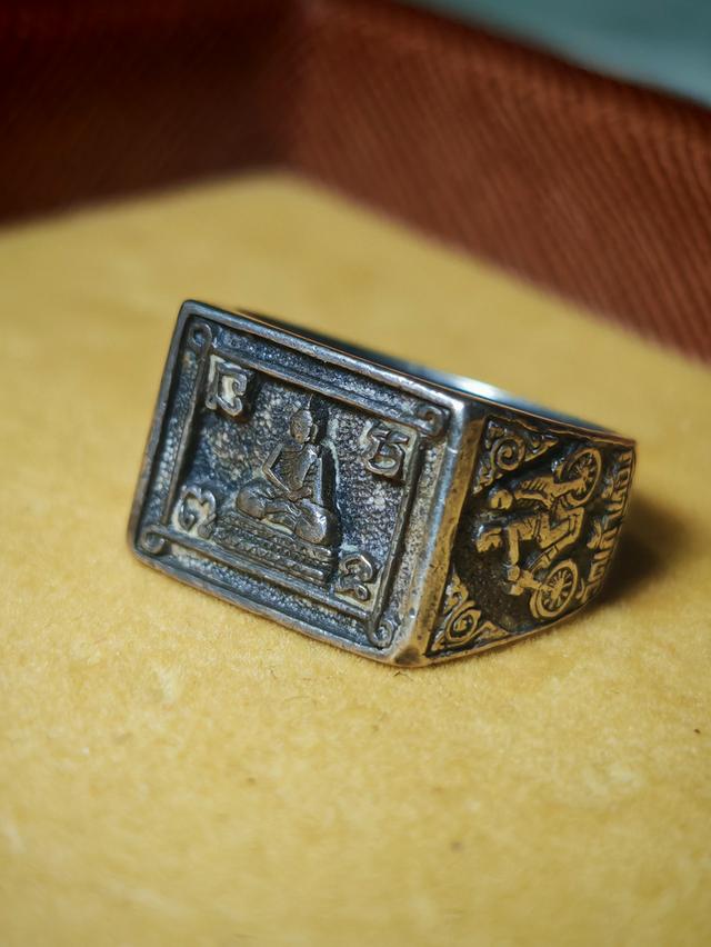 แหวนพระพุทธ​ เนื้อเงิน​ วัดเก้าห้อง 7