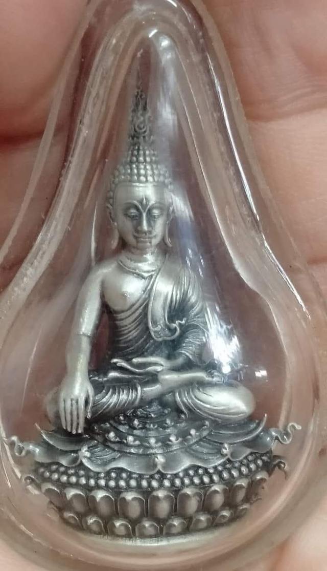 พระพุทธเลี่ยมเก่า