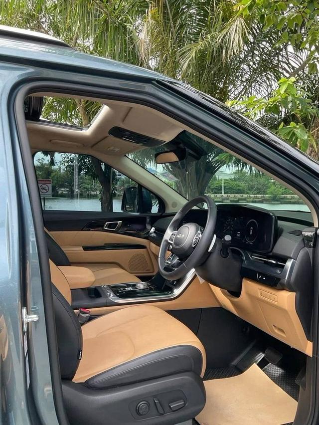 KIA Carnival 2.2 SXL 8AT (2024) 14