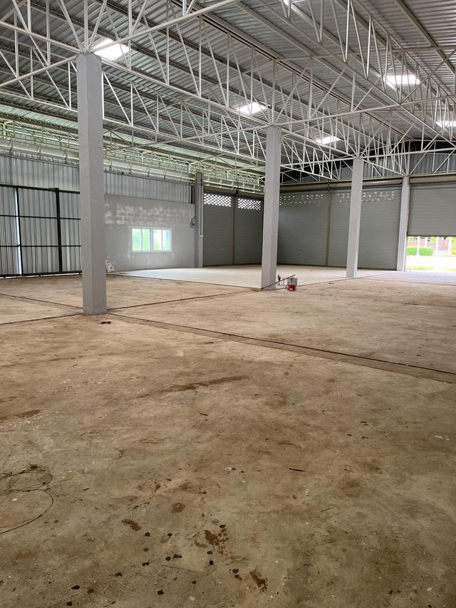 โกดังร้านค้า  4