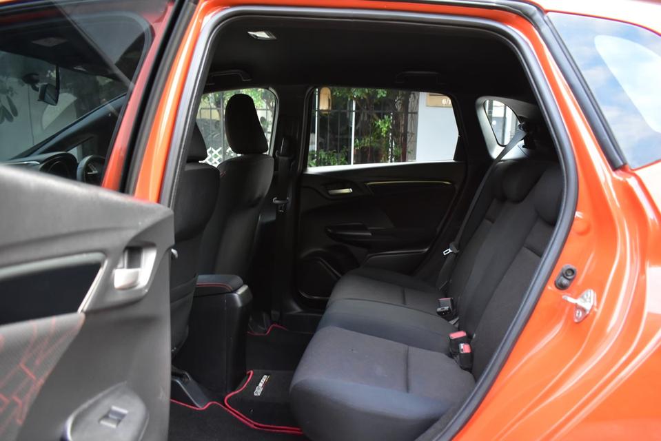 Honda Jazz Gk RS ตัวท็อปจากญี่ปุ่น 18