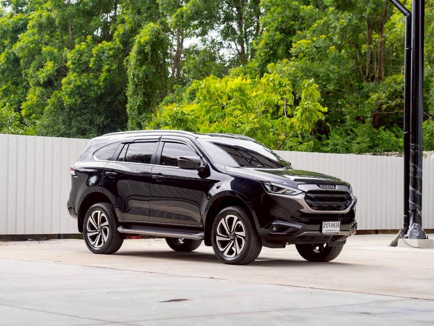 Isuzu Mu-X 3.0 Ultimate ปี 2021 รถสวย สภาพดี 7