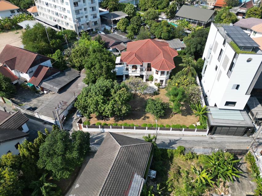 ขายบ้านพักอาศัย 2 ชั้น เนื้อที่ 275 ตร.ว ซอยประสาทสุข เขตยานนาวา กรุงเทพ 1